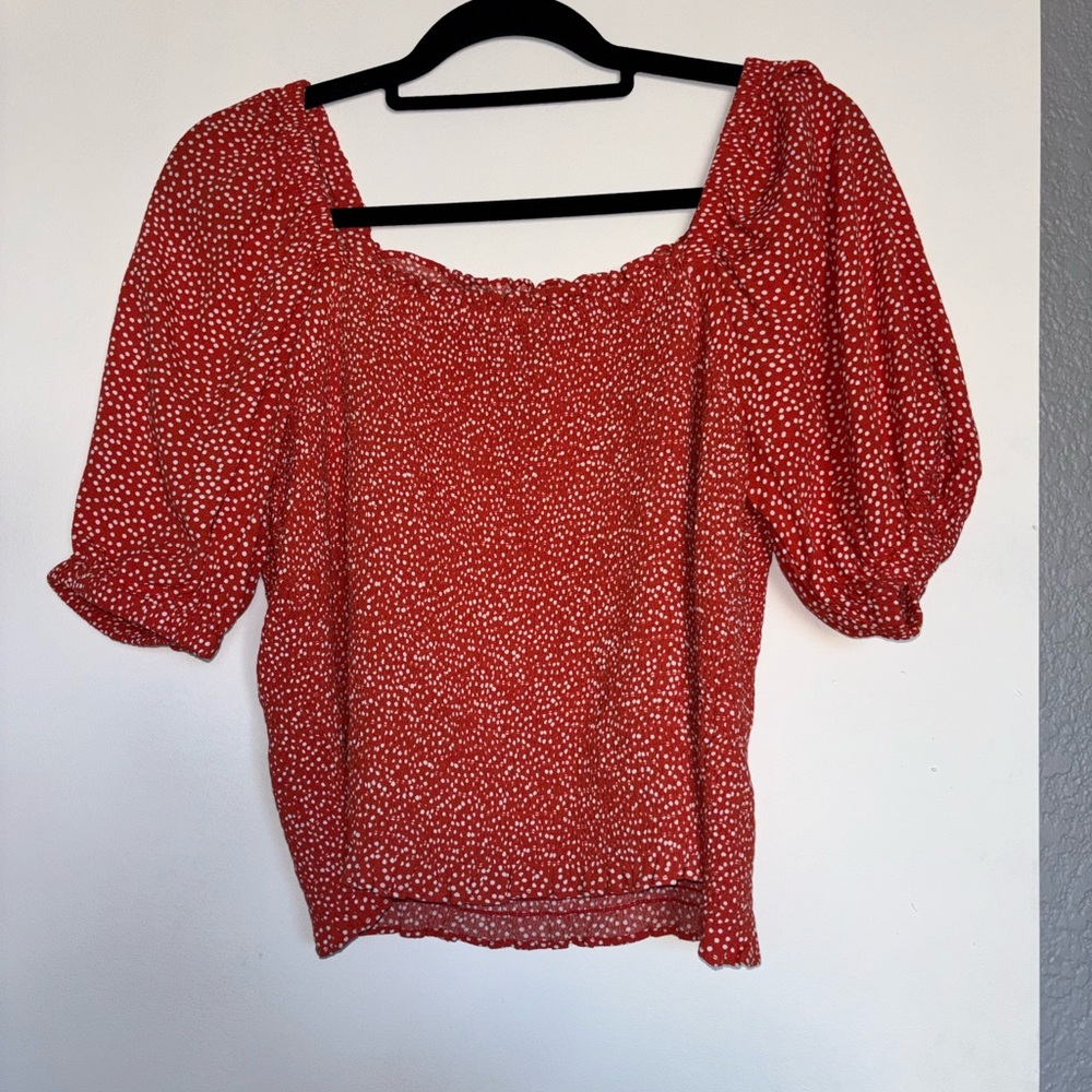 LOFT Red and White Women's Blouse